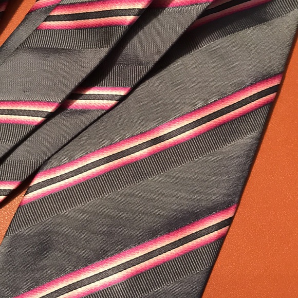 Boss tie - Picture 9 of 10